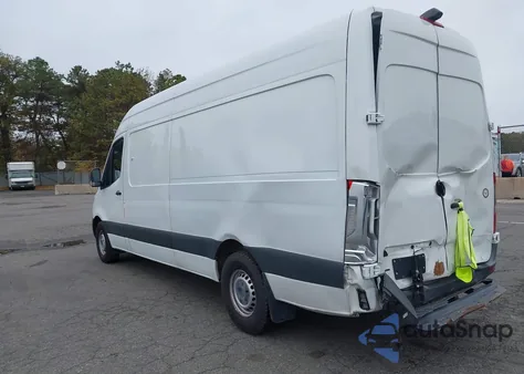 2021 Mercedes-Benz Sprinter 2500 High Roof I4 z USA, uszkodzony, nr VIN W1W40CHY1MT054347